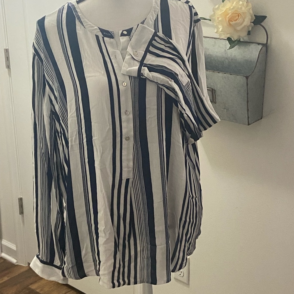 NWT Alexander Jordon Navy & White Striped Blouse 2X Rayon
